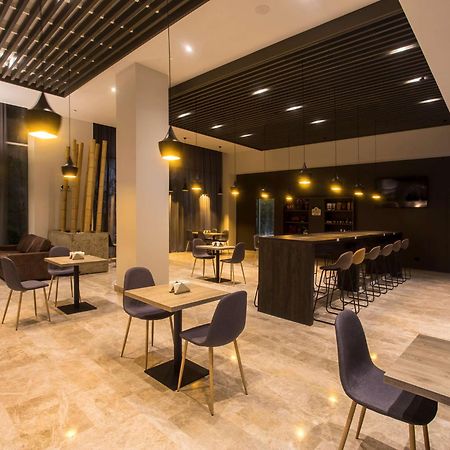 Hampton By Hilton David, Panama Hotell Exteriör bild
